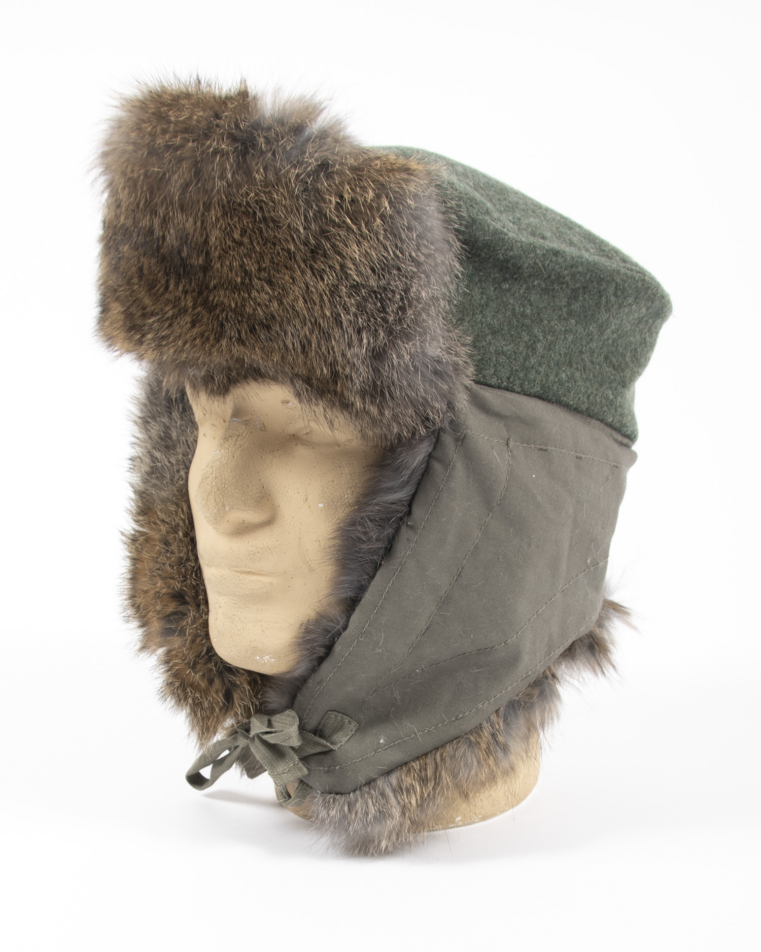 Real fur winter store hat