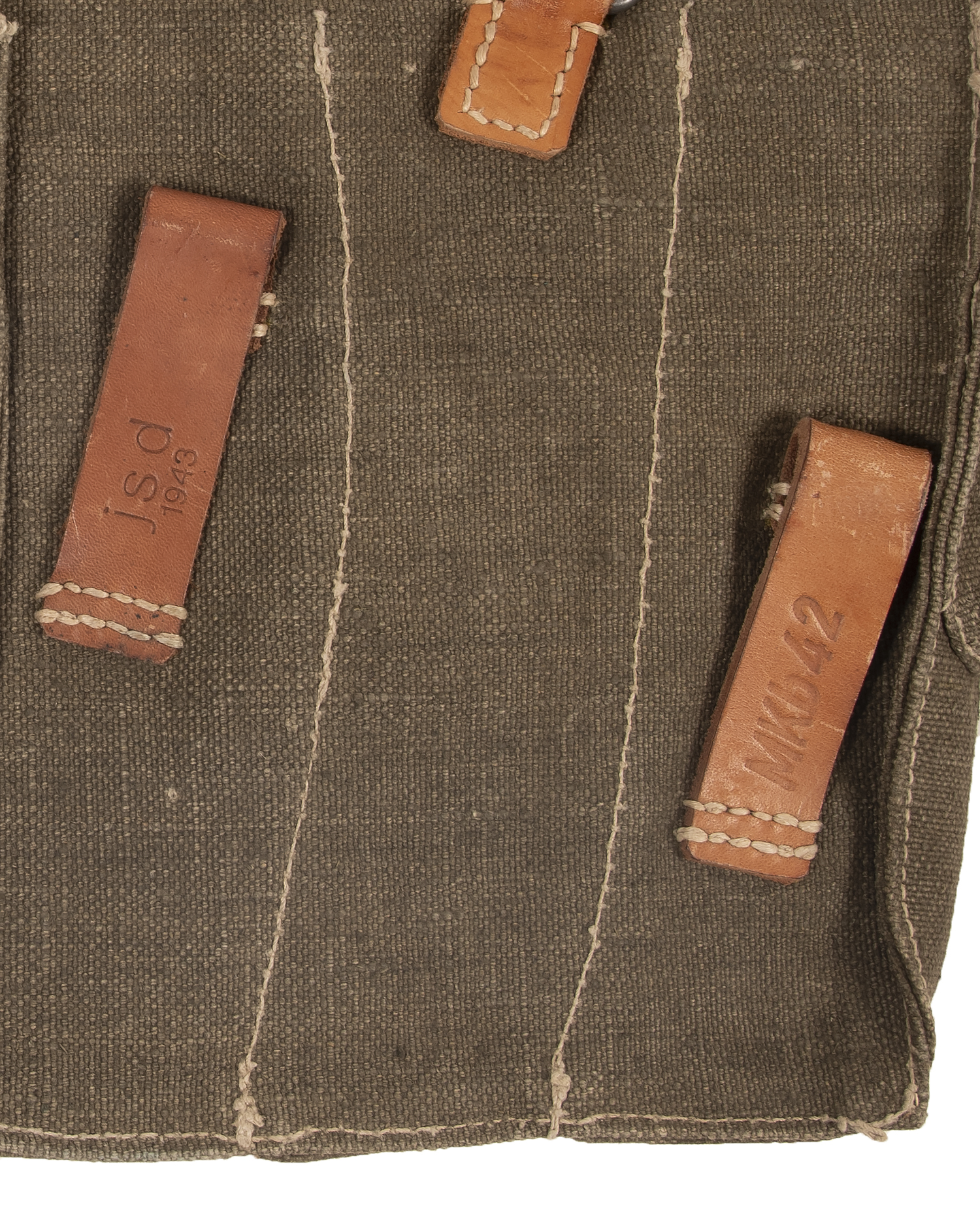 Mkb 42 Pouches, original materials
